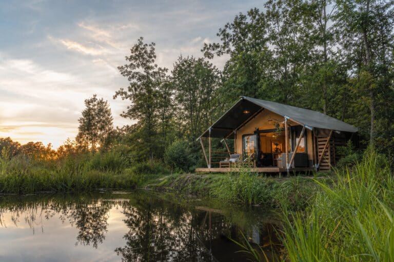 Een bijzondere overnachting midden in de natuur
